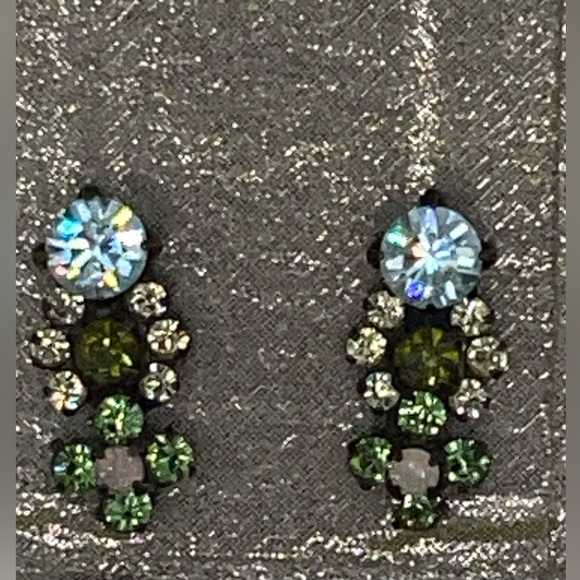 SORRELLI 🌼 Flower Multi Color Pierced Earrings made with Swarovski Crystals. - Picture 13 of 13